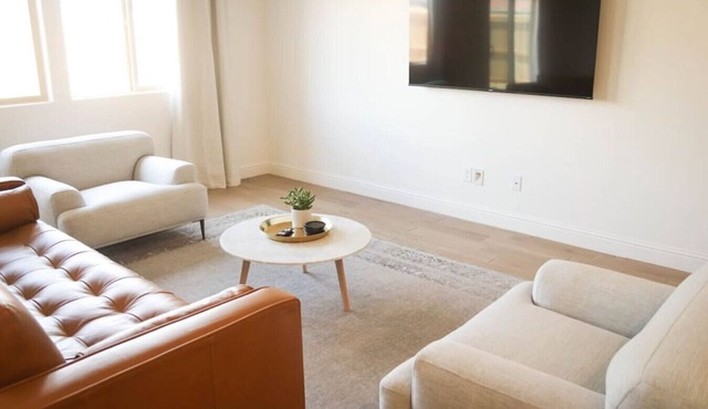 Brand-Spanking-New, Town House Gem