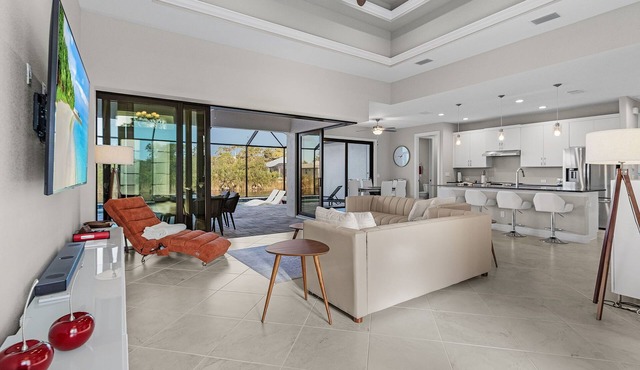 Brandnew (2024) Villa with huge pool on the water