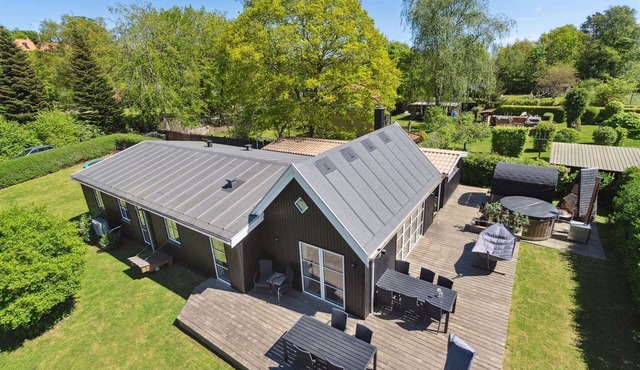 "Branko" - 200m from the sea by Interhome