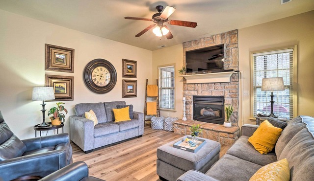 Branson West Villa w/Golf Course View & Pool!