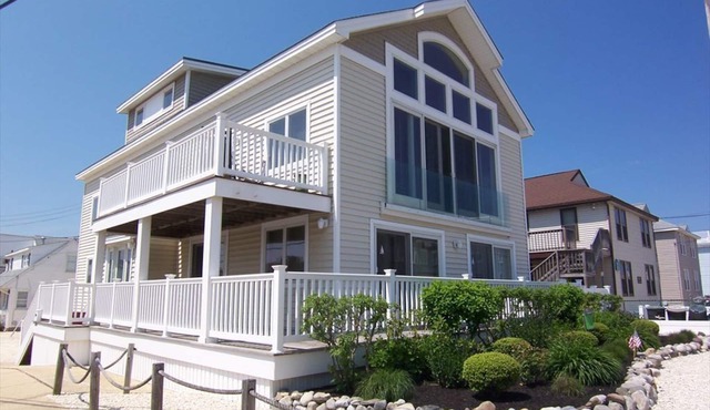 Brant Beach, 1 Off Ocean, 1st Fl. - 3BR, 2 Bath. Perfect Family Rental