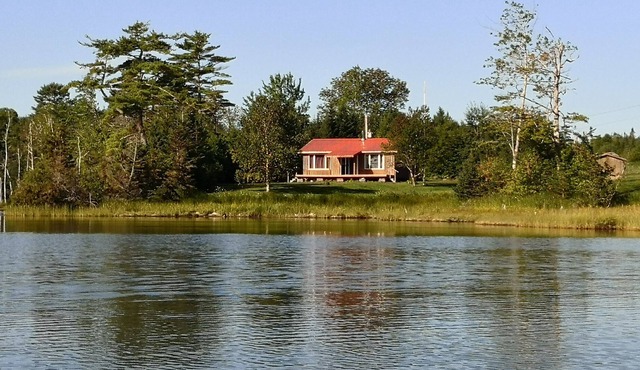 Bras d'Or lake seclusion - Cottage on the coves
