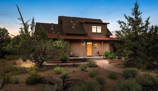 Brasada Ranch Cabin, Queen Suite, Bunk Room, Private Decks, Patio, Resort Amenit