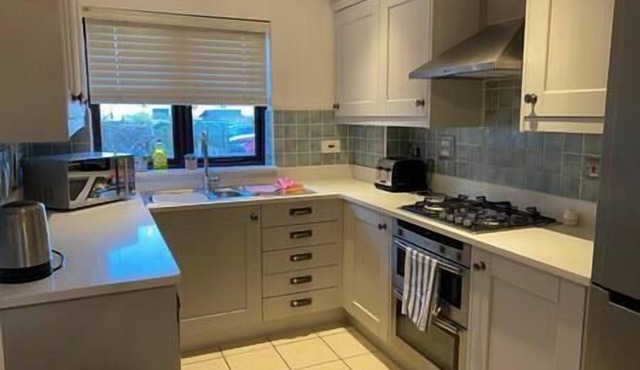 Braunton Breaks - Ambrose Cottage