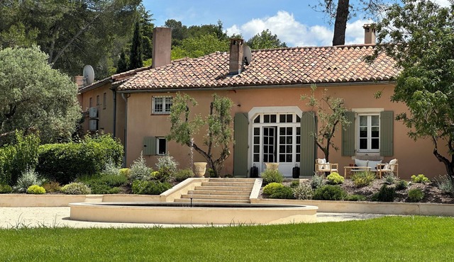 Brautführer Mas Provençal Near St. Remy de Provence