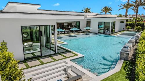 Bravo Villas Cielo by AvantStay