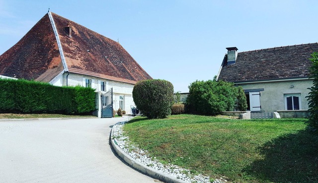 Bread oven - Labeled lodging, less than 2 km from the center of Dole