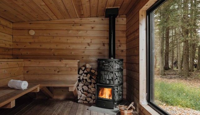 Break House: Private | Sauna | Hot Tub | Fire Pit