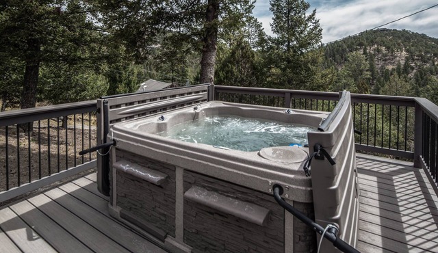Breakaway Cabin
