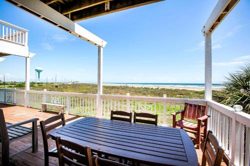Breakers Pointe