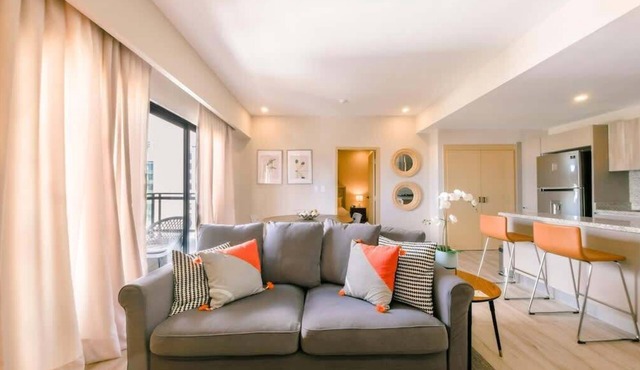 Breakfast Included at Regatta Living 906