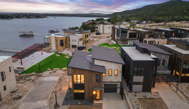 Breakwater PK | Brand new home Juniper Ridge | Sleeps 14
