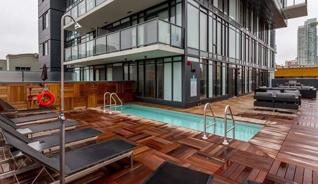 Breath~Taking~View~22th Floor~Balcony&Bedroom/4Guest DT Skyline#1010 6st SW