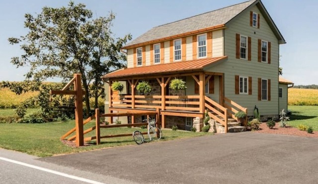 Breathe the Country Air at The Springhouse at Sunnyburn Farm