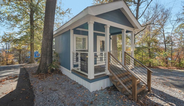 Breathtaking 1-Bedroom Tiny Home 1/2 Mile from Marina and Boat Ramp #418!