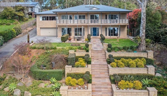 Breathtaking 5BR Highview Hermitage