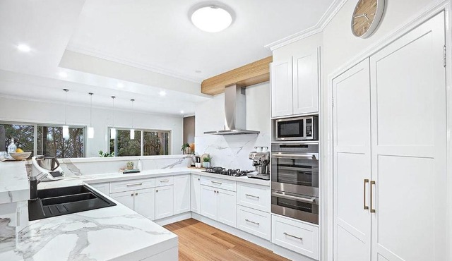 Breathtaking 5BR Highview Hermitage