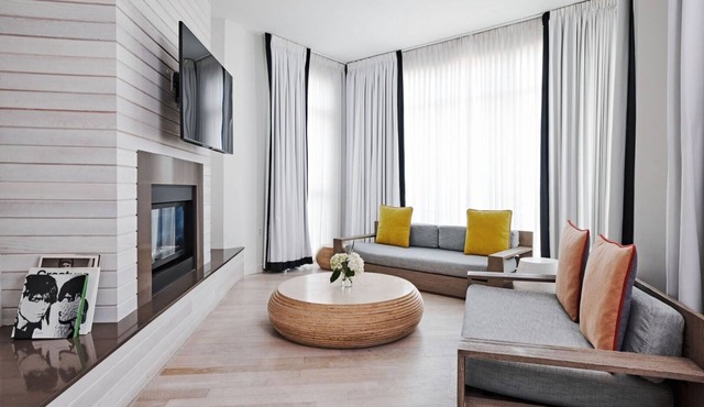 Breathtaking Beach Close from Your Door Steps | Suite w/Living area