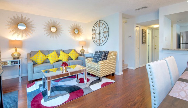 BreathTaking! Fantasy World Newly Renovated Near Disney 2+2 5 STAR UNIT!