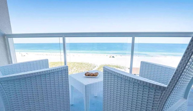 Breathtaking Gulf Facing Condo Hotel Suite