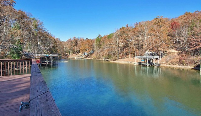 Breathtaking Home on Watts Bar Lake w/Private Dock