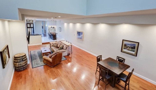 Breathtaking large Loft Apmt - Explore Downtown Canandaigua and Finger Lakes