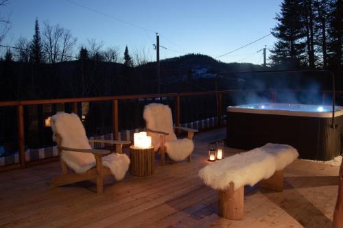 Breathtaking log house with HotTub - Winter paradise in Tremblant