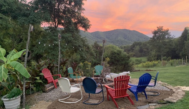 Breathtaking Mountainside Farm Resort -10 min to VA TECH, 20 to Aquatic Center