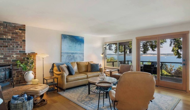 Breathtaking Mountain & Water Views – from the covered, heated deck, (enjoyable year-round) Private Hot Tub for 3 – professionally serviced after every stay Exceptionally well-stocked kitchen and very comfortable beds Dog-friendly - fenced &