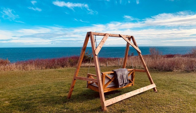 Breathtaking ocean views, calm and relaxation.