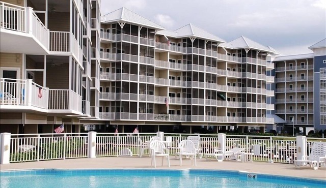 Breathtaking Penthouse Waterfront Condo with Wrap Around Balcony and Boat Slip