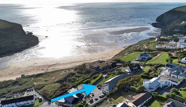 Breathtaking Sea Views, Two minutes walk to Beach - Mawgan Porth, Cornwall