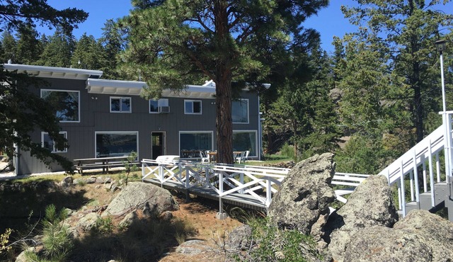 Breathtaking Views, Canyon Ferry Lakefront!