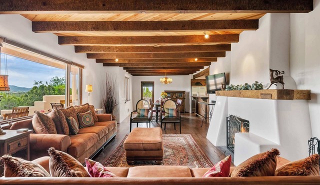 Breathtaking Views, Comfortable Family Home