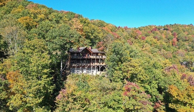 BREATHTAKING VIEWS! COOL AT 3,850 FEET! 4.2 ACRES PRIVACY, GATED, OWNER MANAGED