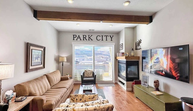 Breathtaking Views, Shopping Center Steps Away!