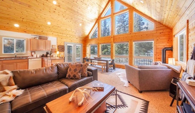 Breck Ski Chalet 4br 3ba 10 person Hot Tub Starlink Xbox