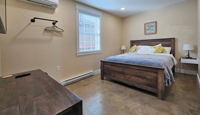 Breckenridge Suites #2 - One-Bedroom Suite Perfect for Business or Leisure