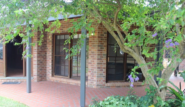 Breeza On Boom - Byo Linen