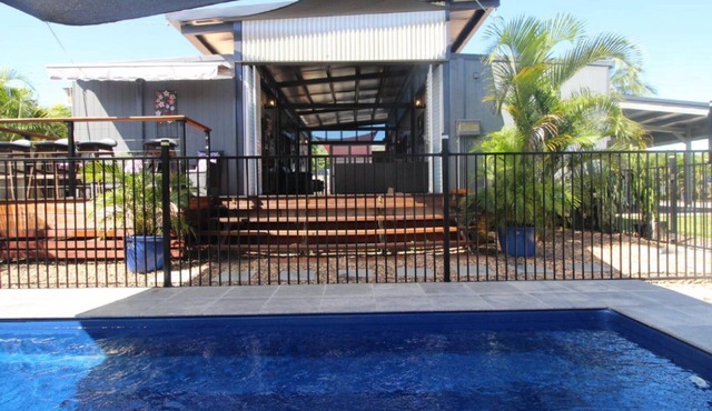 Breezeway on Horseshoe