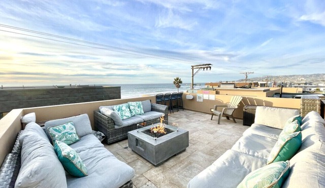 Breezy Balconies & Ocean Views! Roof Deck w Fire pit, AC, Steps to Ocean!