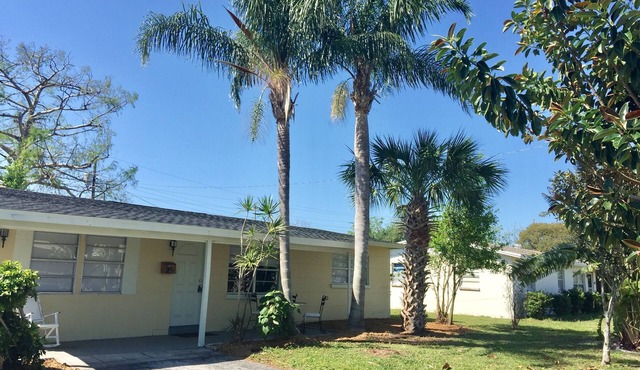 Breezy Cool Vacation Comfy House close to Beaches