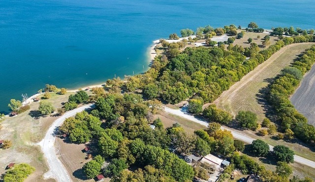 Breezy lake Lavon Cabin
