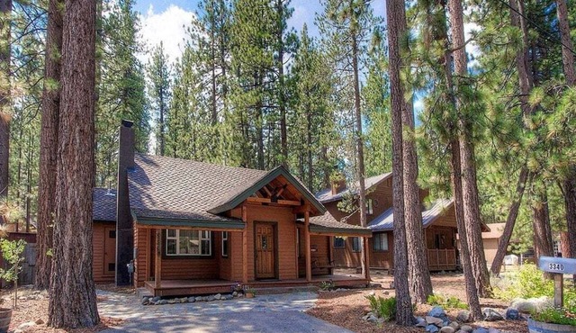Breezy Pines Cabin - Adorable Cabin!