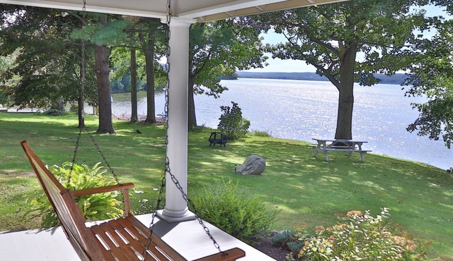 Breezy Point -New construction, amazing waterfront, apartment on Canadarago Lake