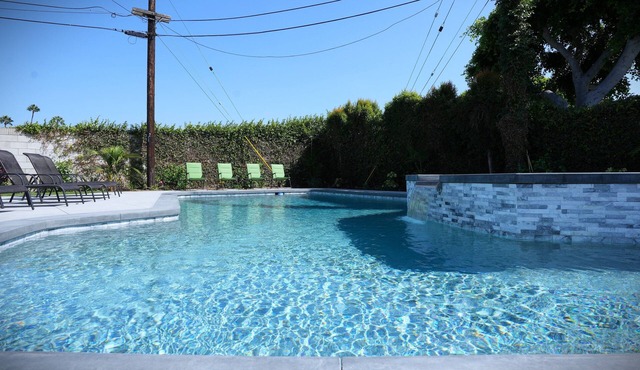 Breezy Pool/Jac Home: 2 EnSuites & Game Room