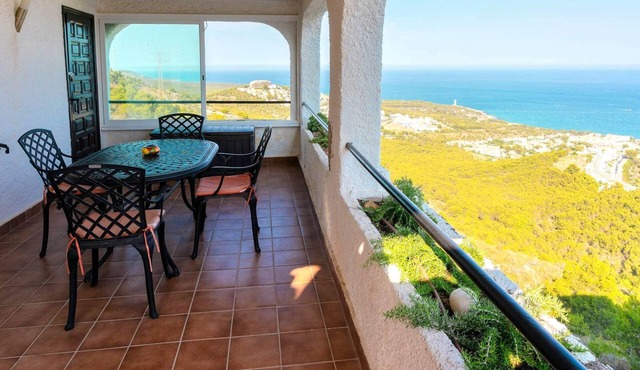 Breizas Cottage: Peaceful escape in Alcossebre, Breizas Cottage with Private Pool