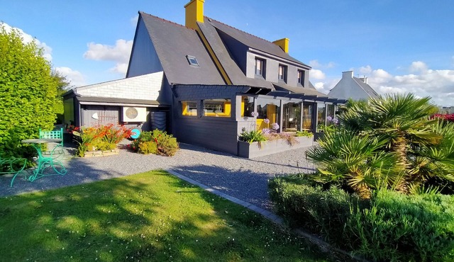 Breizh Faré by the Sea with Spa