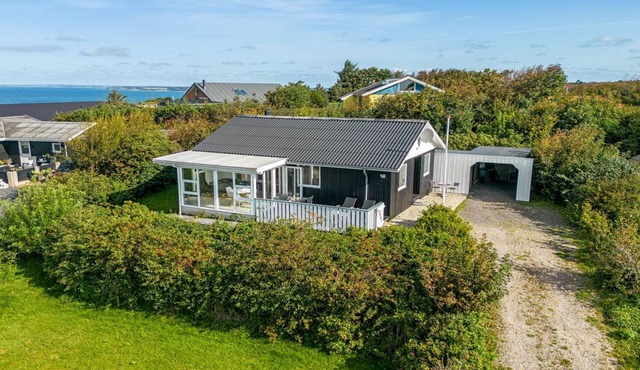 "Brenda" - 300m to the fjord by Interhome