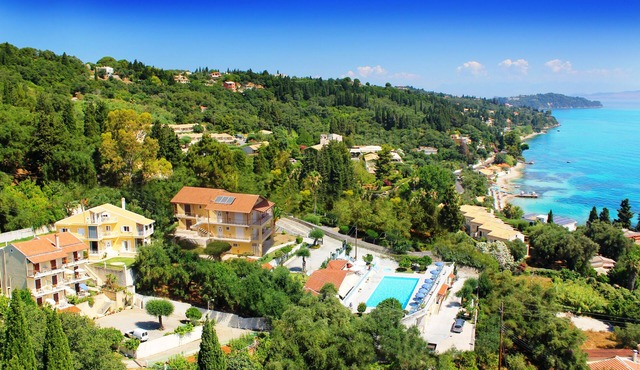 Brentanos Apartments ~ A ~ View of Paradise